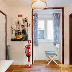 Apartamento Lov'alfama, At In