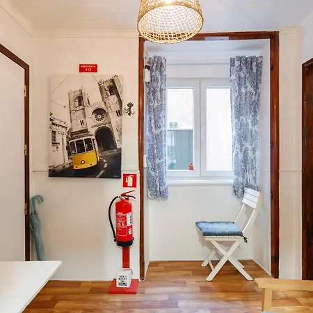 Appartement Lov'alfama, At In