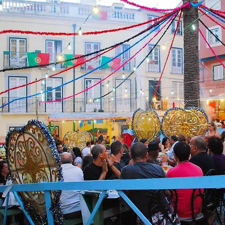 Lov'alfama, At In Лісабон