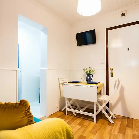 Lov'alfama, At In * Лісабон