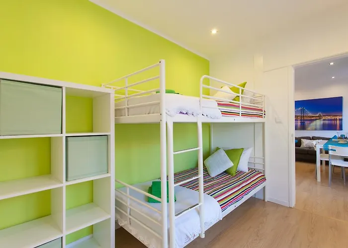 Lov'alfama, At In * Lisbon