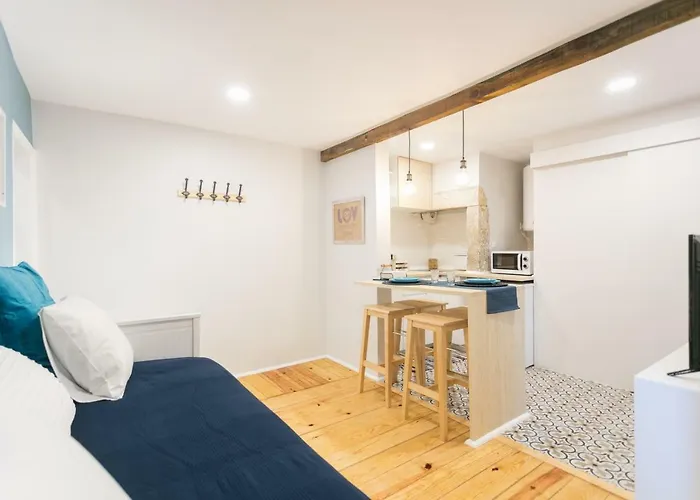 Lov'alfama, At In Lisbon